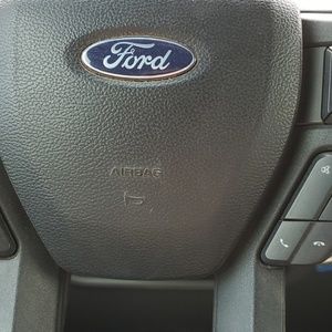 Meet your Posher, Manuel